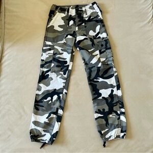 Urban Outfitters Camo Pants